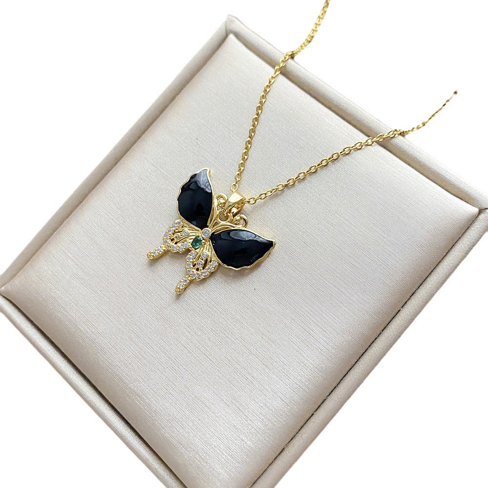 Minimalist Heart-Shaped Titanium Steel Necklace with Copper Inlaid Butterfly Pendant on O-Chain for Women and Men