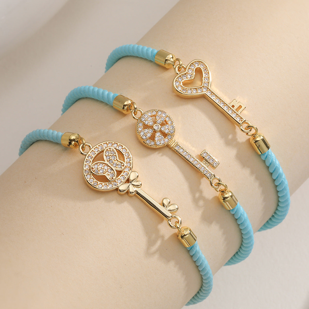 Luxury Minimalist Geometric Key 18K Gold Plated Brass Micro-inlay Cubic Zirconia Bracelet for Women