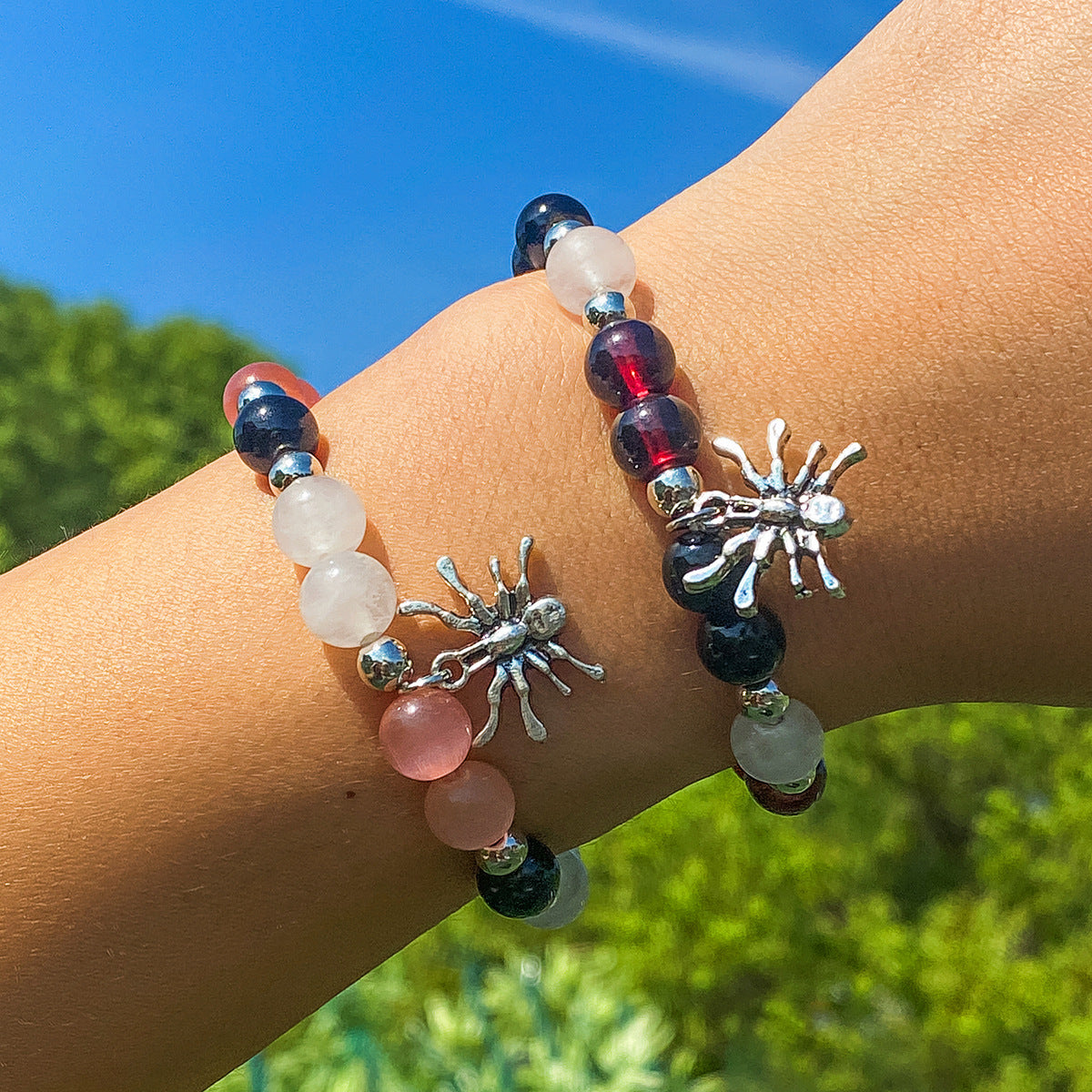 Juego de pulsera con colgante de araña geométrica dulce y atrevida con cuentas de aleación y acabado chapado para mujer