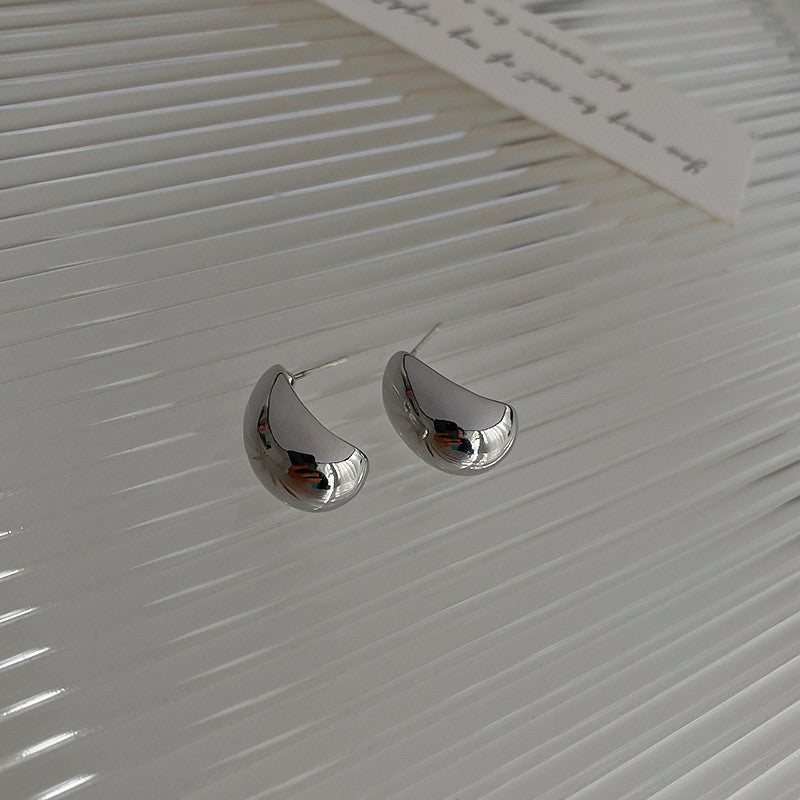 Aretes Geométricos Minimalistas de Cobre con Acabado Chapado para Mujer Pendientes Modernos y Versátiles