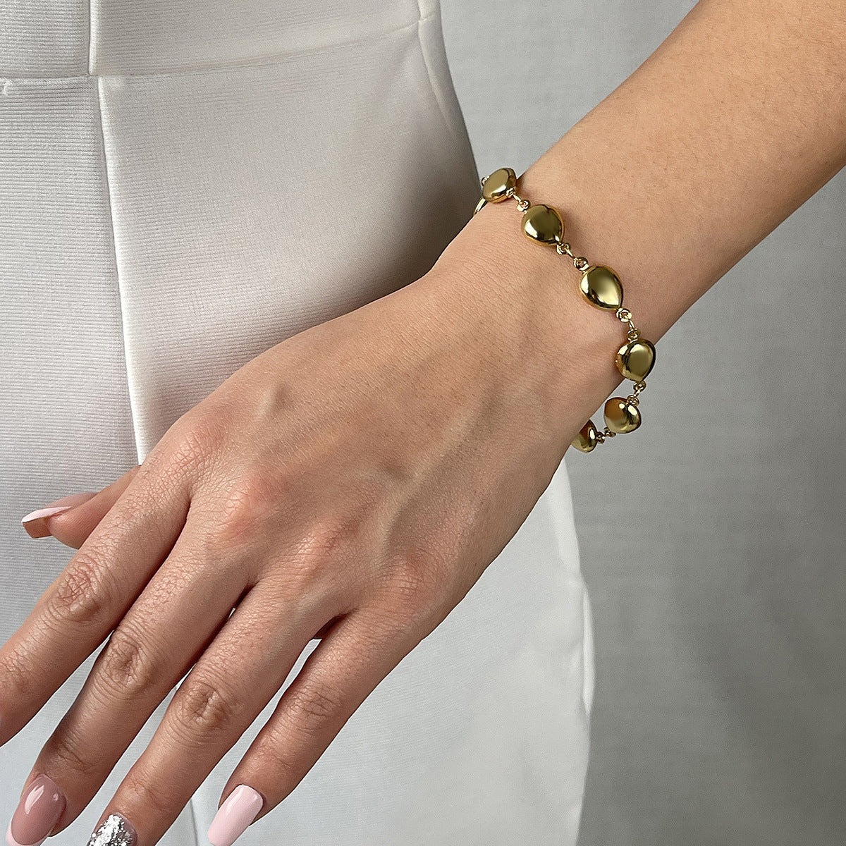 Collana da Donna Minimalista con Cuore Geometrico, Croce, Stella, in Acciaio Inox Placcato Oro 18K