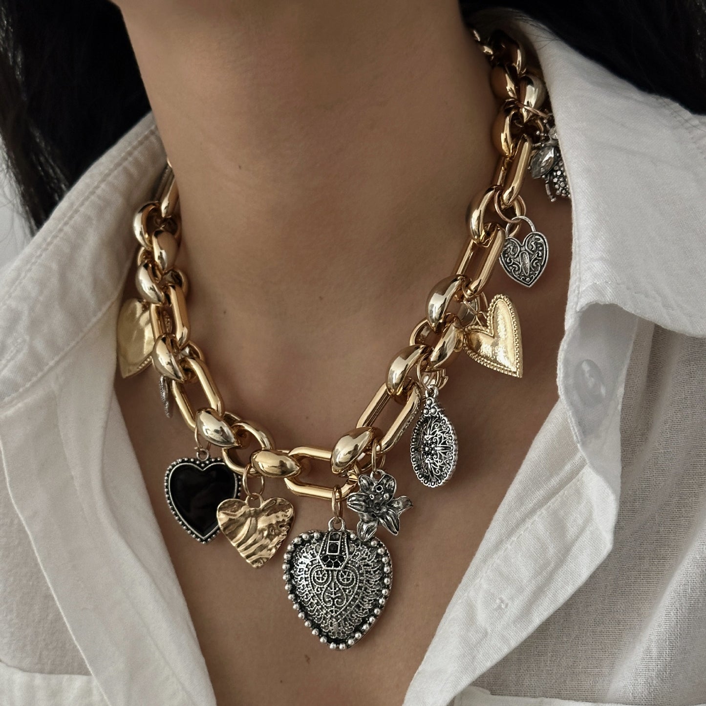 Collana con ciondolo placcato in lega a forma di cuore da donna