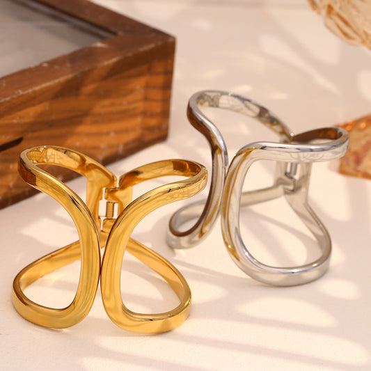 Minimalist Geometric Symmetrical Stainless Steel Plated 18K Gold Bracelet for Women