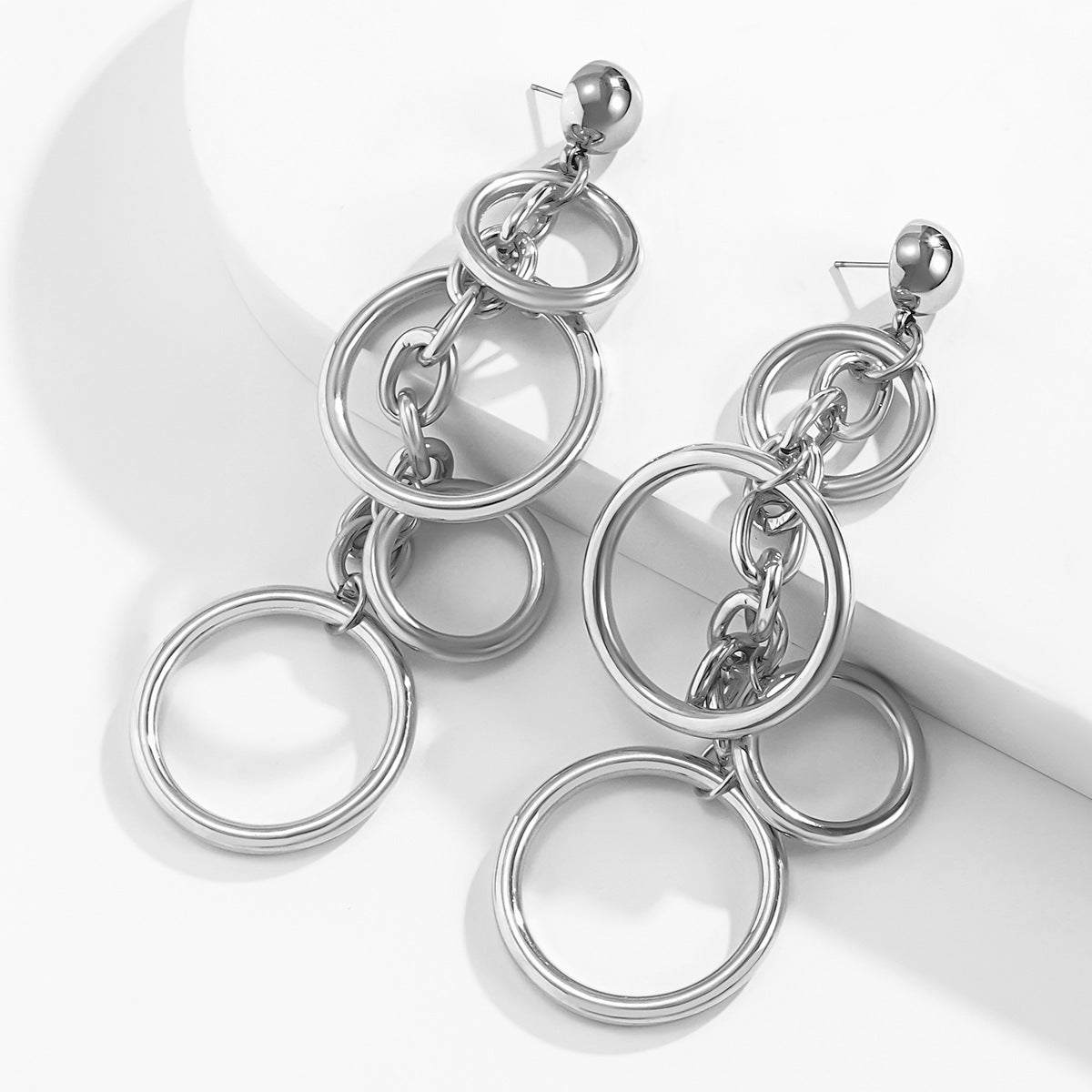 Orecchini a perno pendenti geometrici minimalisti da donna con perni in acciaio inossidabile e finitura in lega galvanizzata