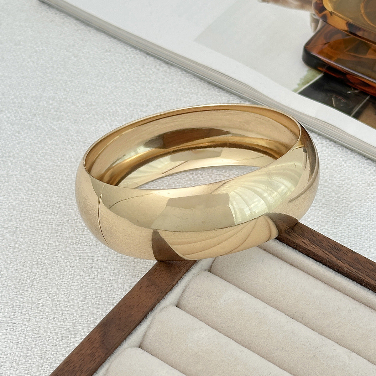 Exaggerated Geometric Square Oval Resin Bracelet for Women