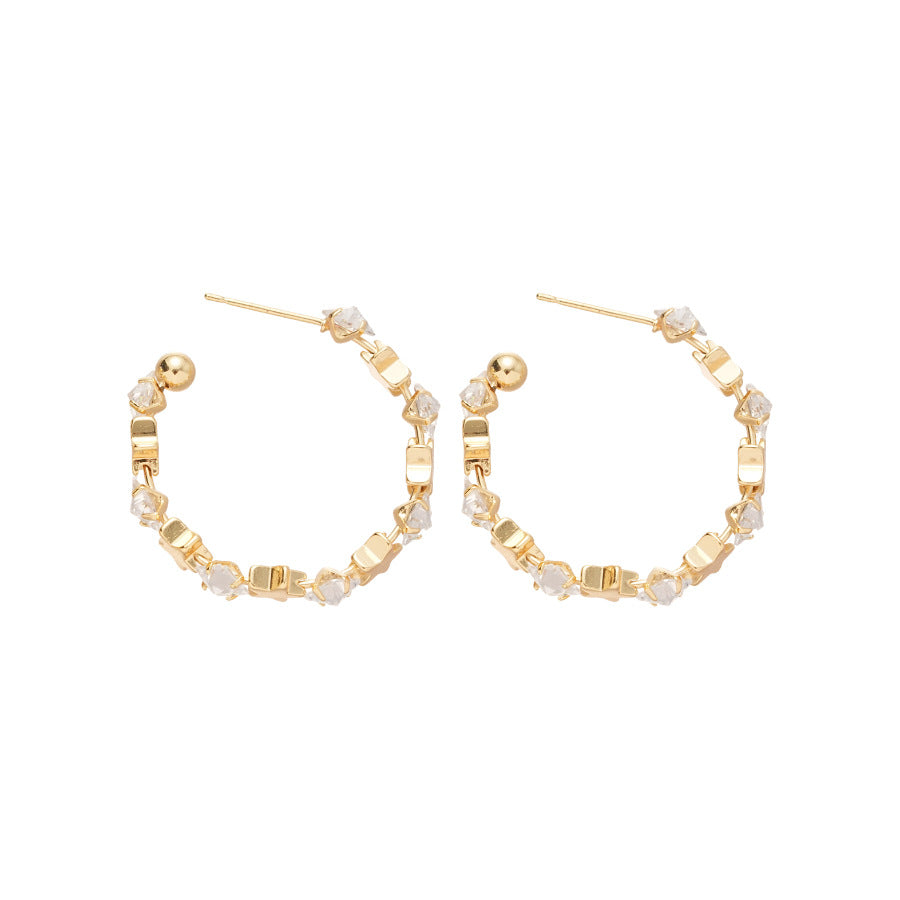 Orecchini a perno con zirconi a forma di stella geometrica minimalista con perni in argento sterling 925 per donna — Gioielli per orecchie leggeri di lusso alla moda