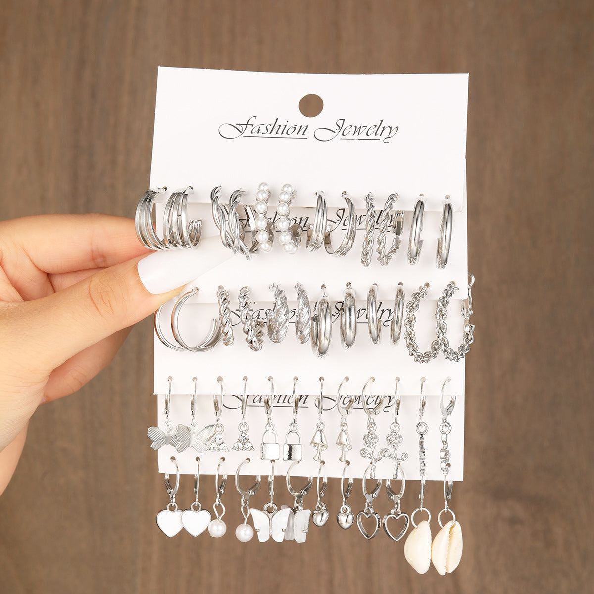 Fashion Geometric Round Gold Plated Zinc Alloy C-Shape Hoop Earrings with 925 Sterling Silver Posts