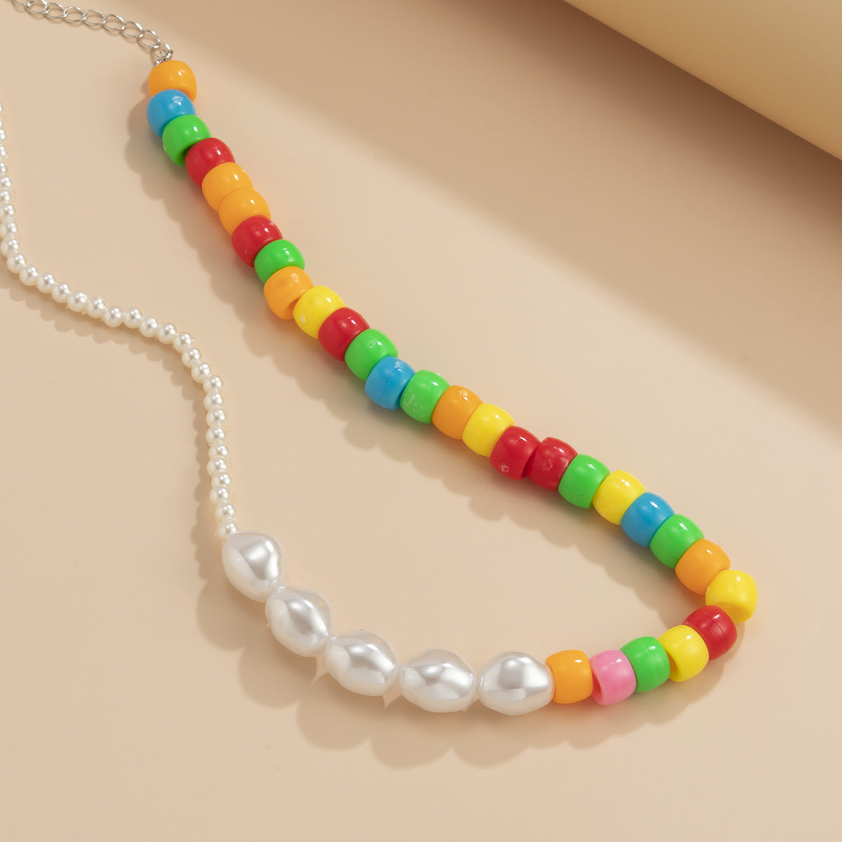 Minimalist Asymmetrical Geometric Resin Clavicle Necklace with Colorful Beads for Women