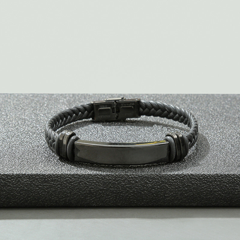 Fashionable Geometric Stainless Steel Braided Bracelet with Plating Finish for Women