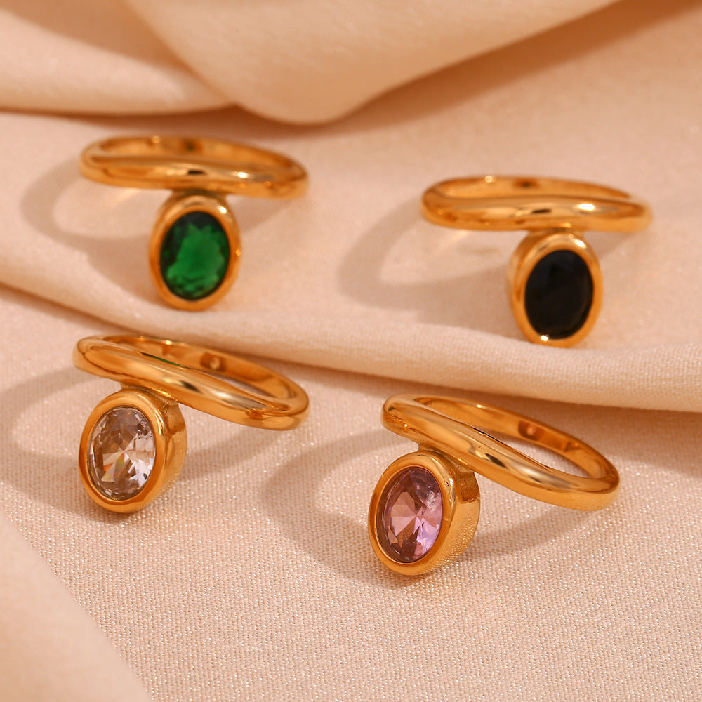 Anello Minimalista a Corona Ovale con Zirconi da Donna in Acciaio Inossidabile Placcato Oro 18K