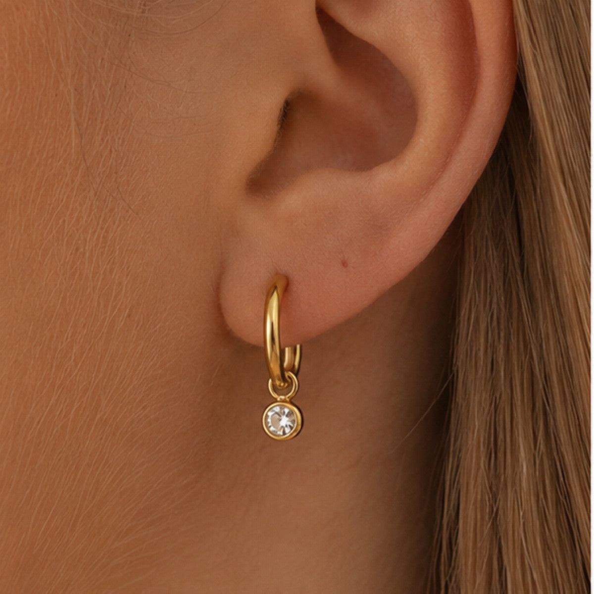 Minimalist Geometric Round Rhinestone Inlaid PVD Stainless Steel Earrings for Women