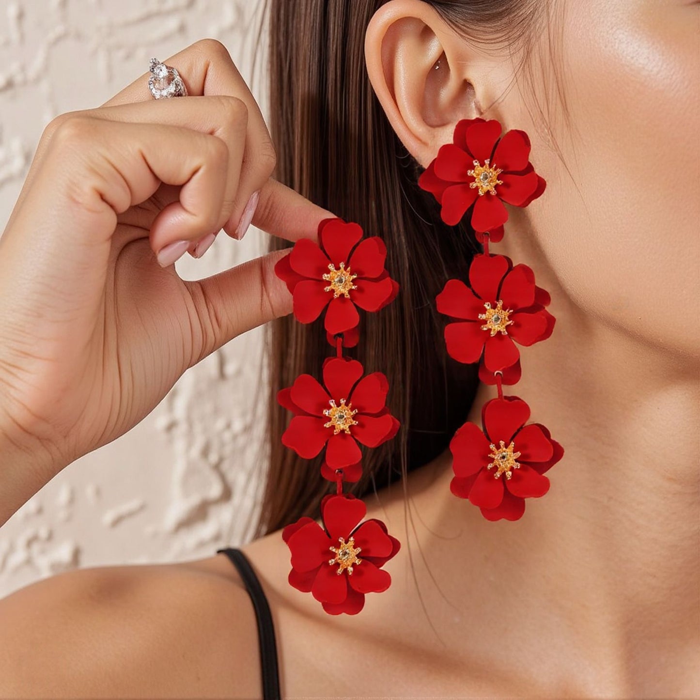 Pendientes Bohemios Florales para Mujer con Pétalos de Metal Pintados y Diseño de Camelia