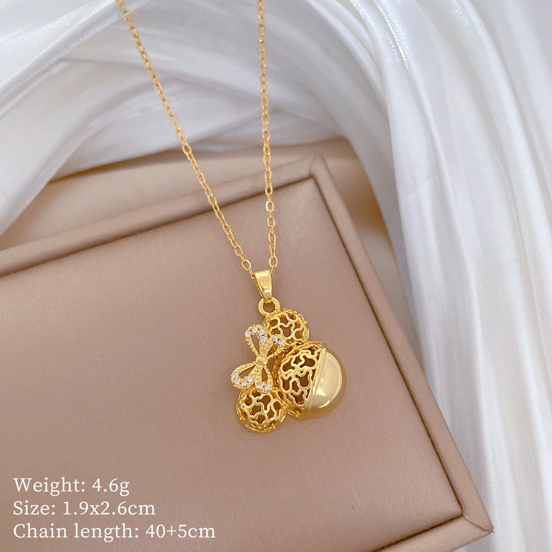 Luxury Sweet Butterfly Geometric Rhinestone Pendant Necklace Titanium Steel Chain Moon Pattern