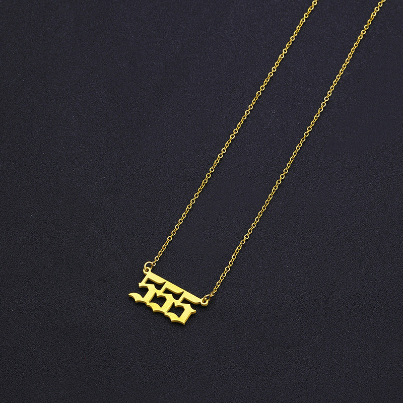 Collana con Ciondolo Numero Fortunato alla Moda per Donna in Acciaio Inossidabile e Acciaio al Titanio con Finitura Placcata Stile Catena Snake Design Numerico Minimalista
