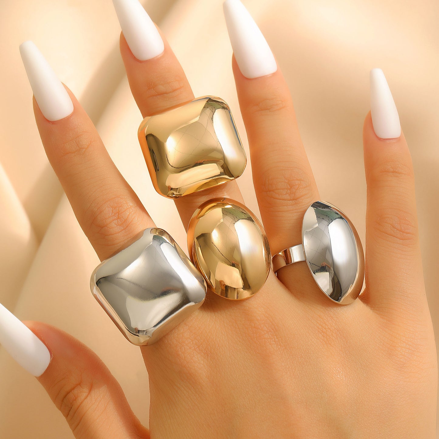 Anello Aperto da Donna a Goccia d'Olio Placcato in Lega con Motivo Floreale Geometrico Esagerato