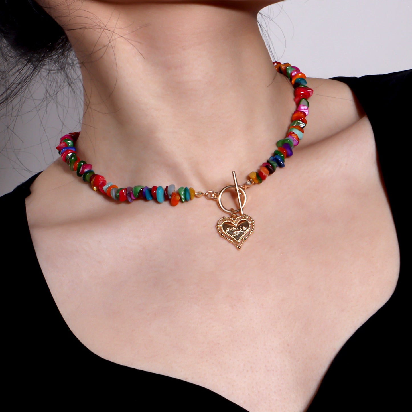 Elegant Hollow-Out Heart Pendant Necklace for Women Alloy Plated with Colorful Stones on Wavy Chain