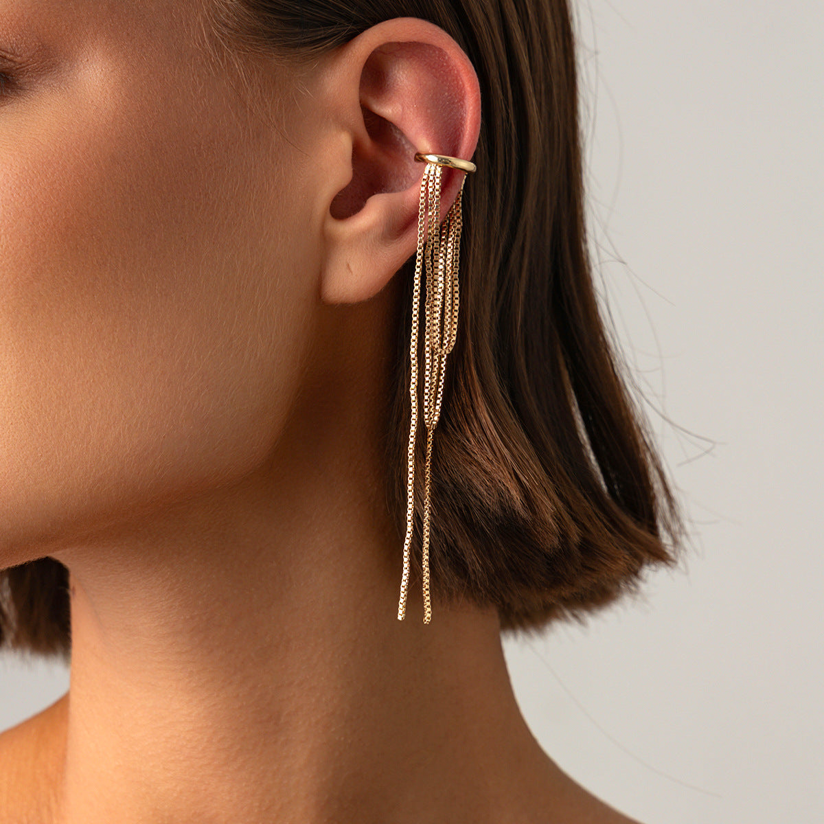 Elegant Punk Rhinestone Star Plated Alloy Cable Chain Tassel Earrings for Women
