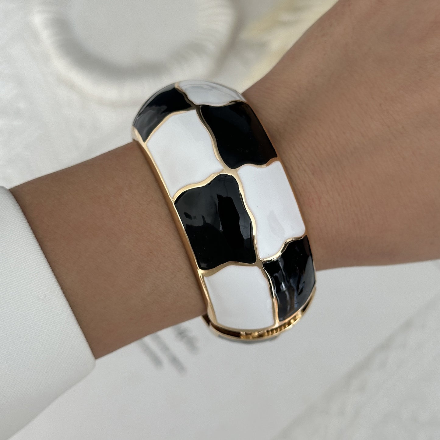 Colorful Black and White Checkered Geometric Drip Oil Plated Alloy Cuff Bracelet