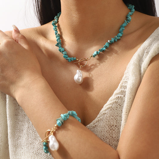 Ethnic Vintage Geometric Turquoise and Imitation Pearl Pendant Necklace with Toggle Clasp