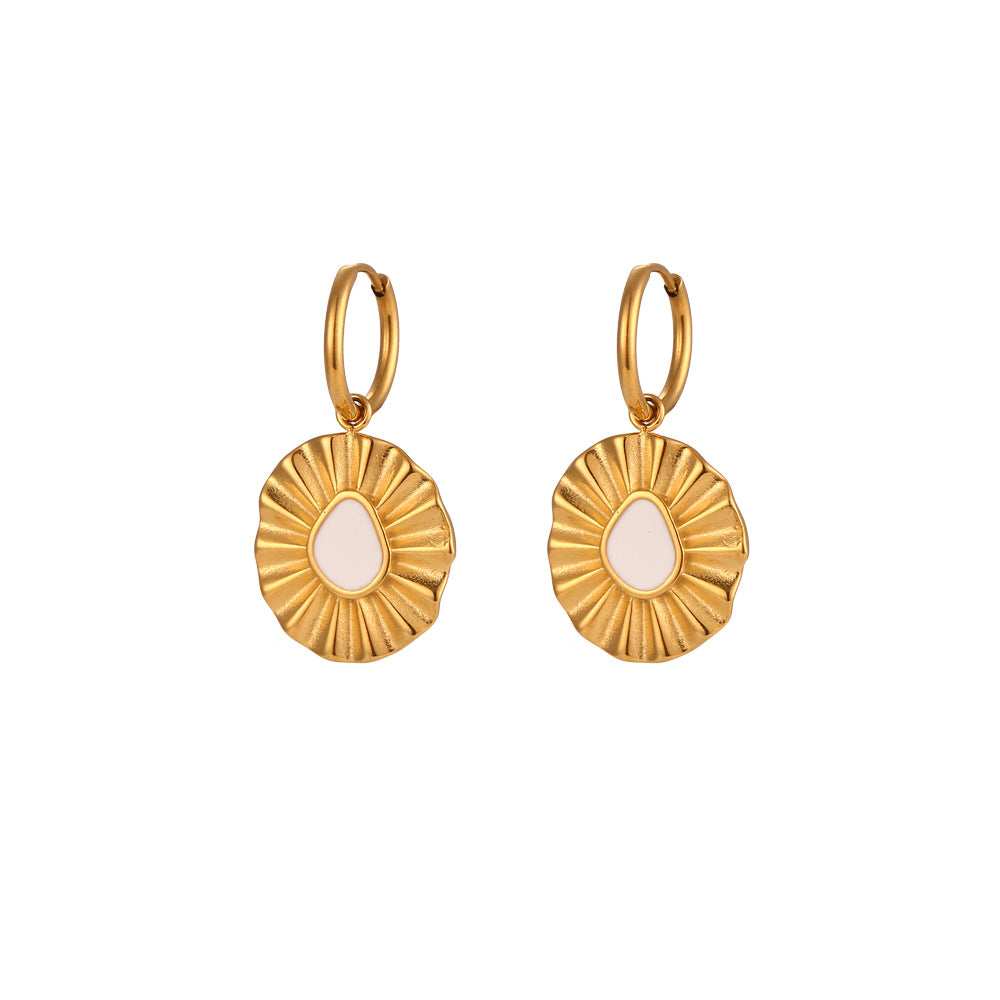 Vintage-Inspired Geometric Shell-Shaped Earrings in Stainless Steel with 18K Gold Plating for Women