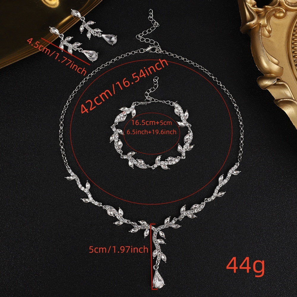 Natural Style Water Drop Shaped Alloy Necklace Set with Rhinestone Inlay for Women Featuring O-Chain, Earrings and Bracelet