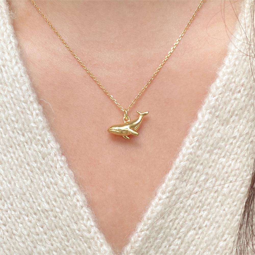 Minimalist Whale Pendant Necklace in 925 Sterling Silver with Geometric Accent for Women