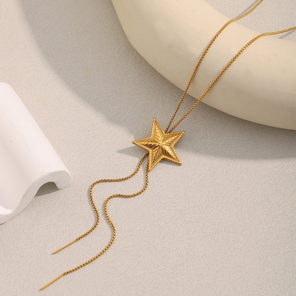 Minimalist Star-Shaped Stainless Steel Necklace with 18K Gold Plating for Women