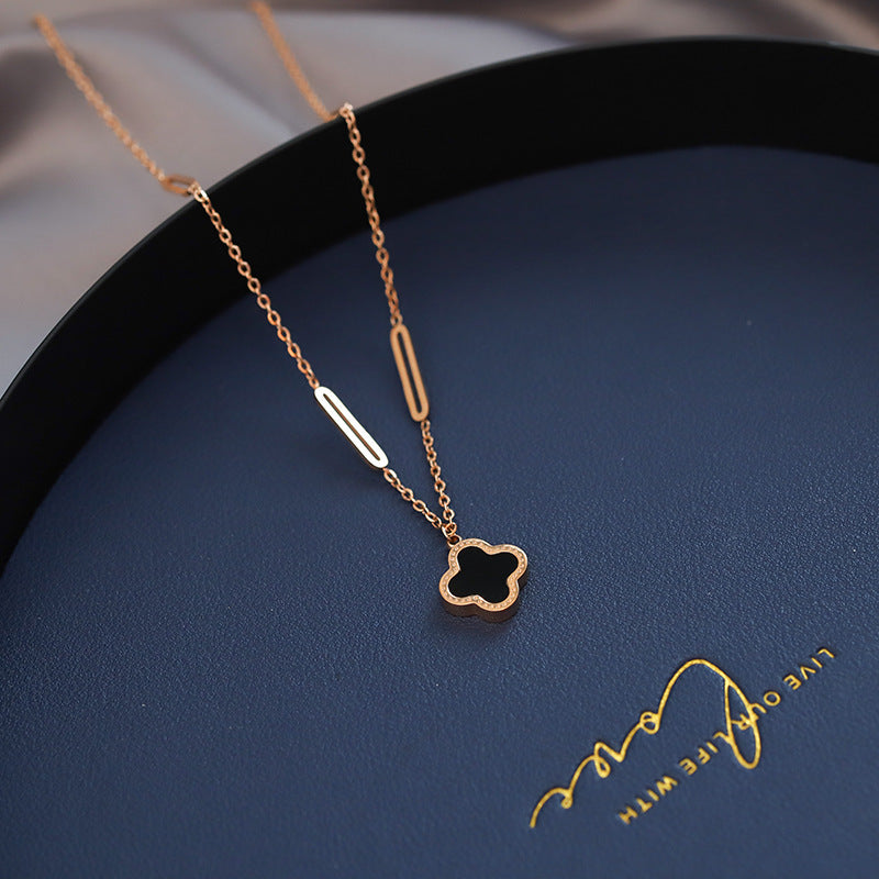 Minimalist Clover-Shaped Titanium Steel Necklace with Rose Gold Plating for Women