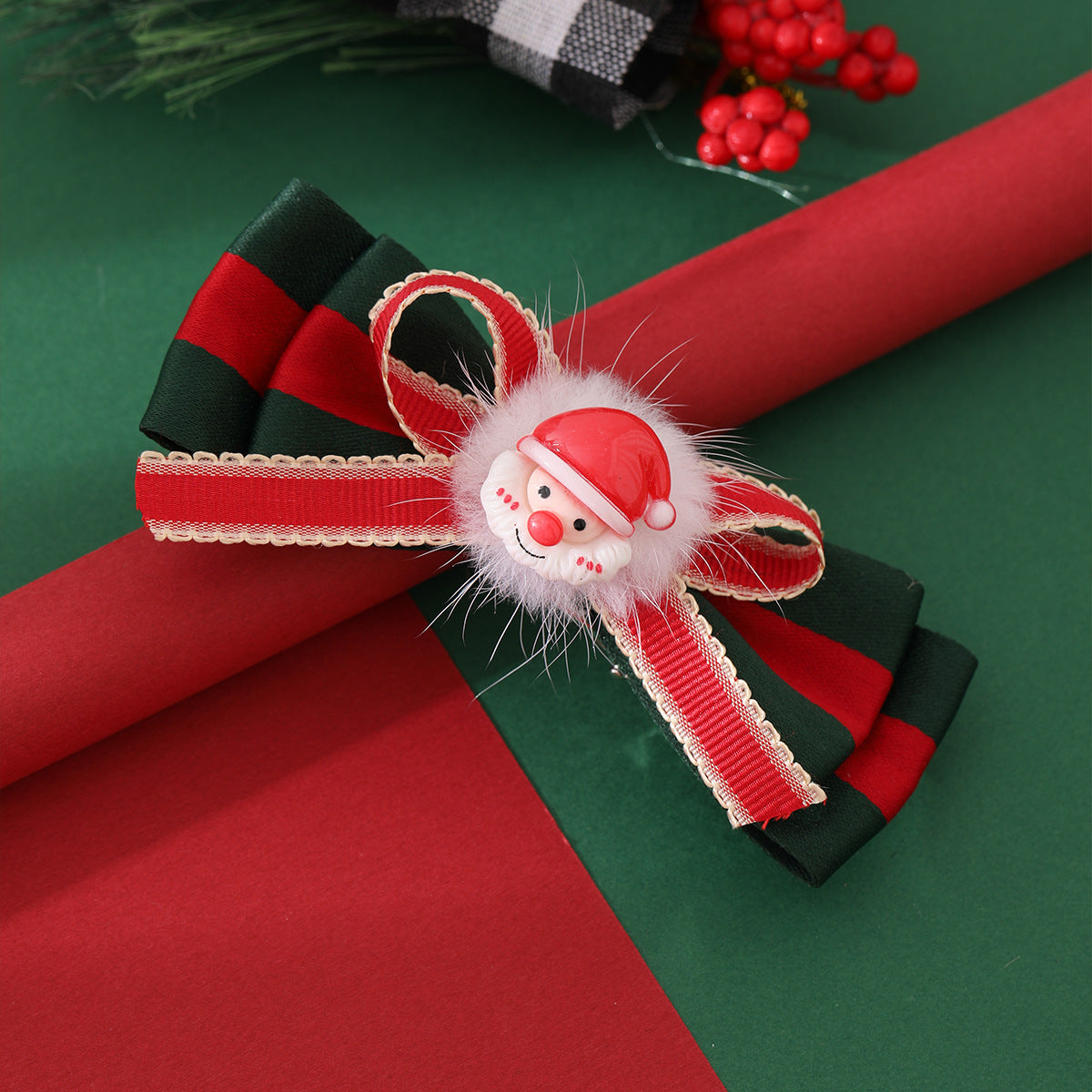 Cartoon-Style Red Bow Hair Clip for Kids Christmas-Themed Hair Accessory with Santa Claus and Christmas Tree Pattern