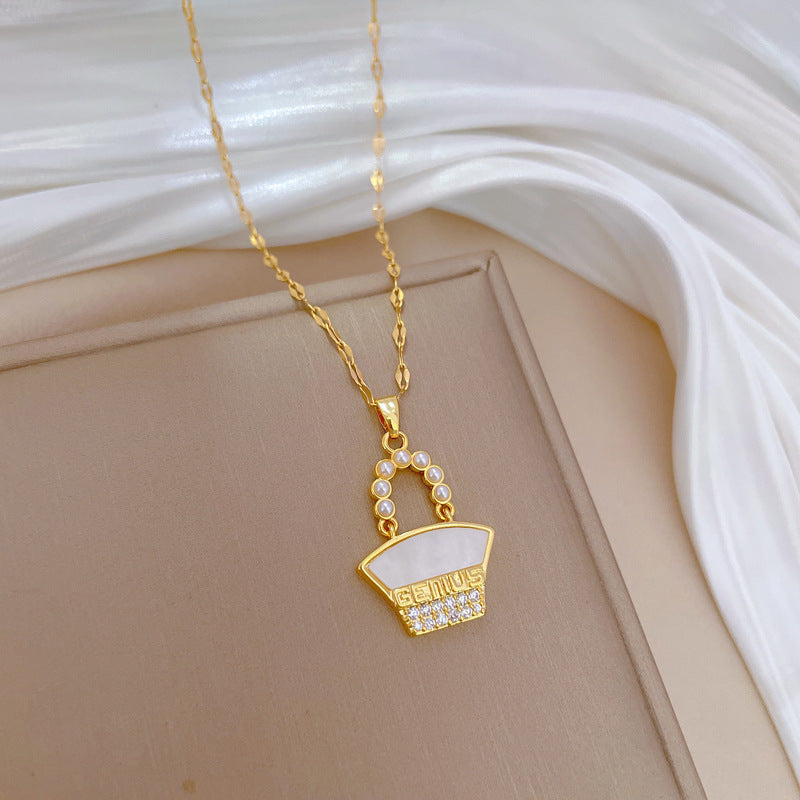 Collar Minimalista Geométrico con Colgante de Perlas y Conchas para Mujer con Cadena de Acero Inoxidable y Detalles de Pedrería