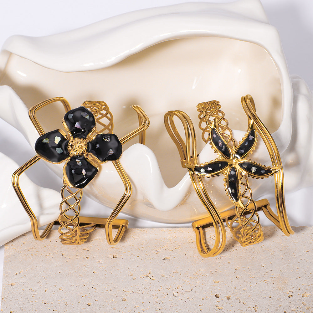 Bracciale rigido regolabile in acciaio inossidabile smaltato con placcatura in oro sottovuoto, motivo floreale geometrico e occhio di Fatima in stile vintage