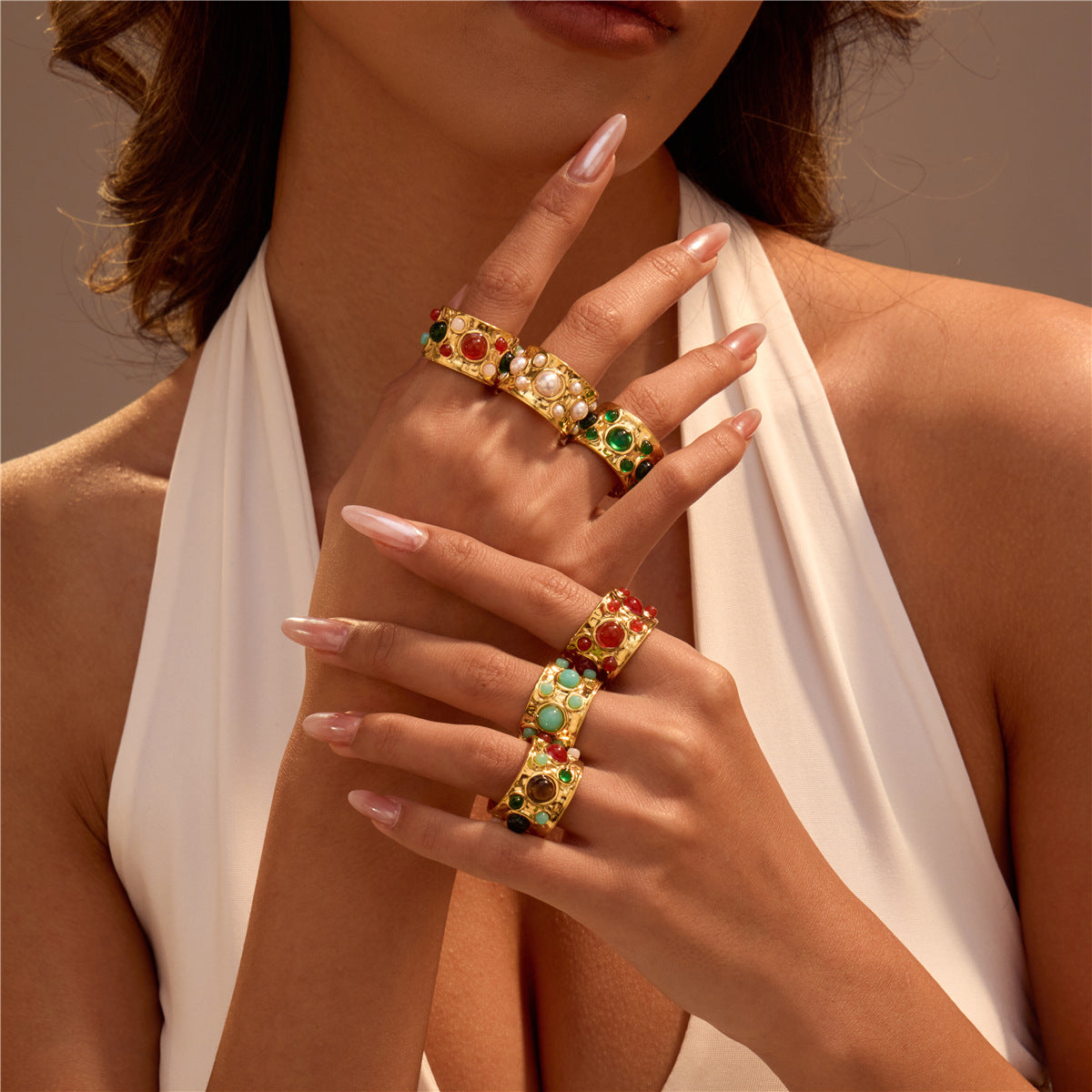 Anillo de acero inoxidable geométrico estilo palacio francés vintage con acabado chapado para mujer
