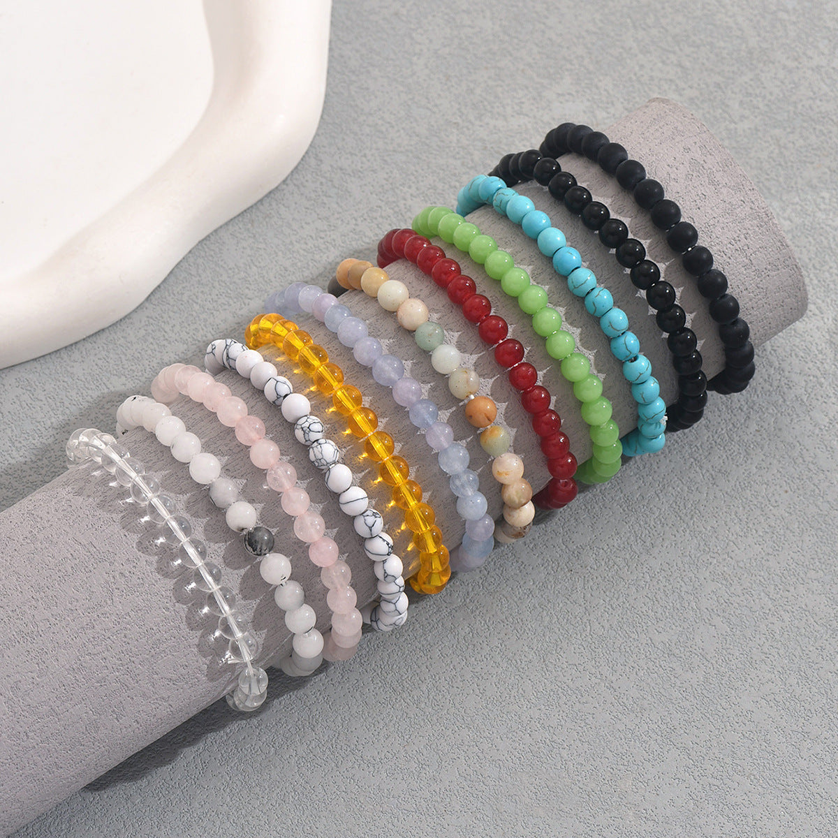 Set di Bracciali Geometrici Minimalisti in Pietra Naturale da Donna con Lavorazione Intrecciata