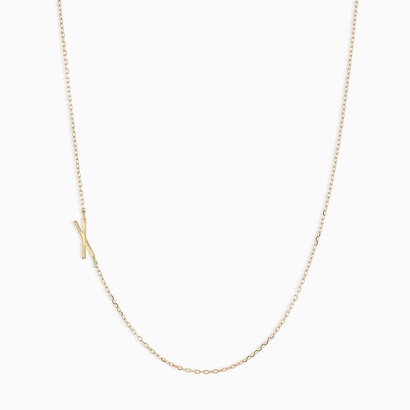 Collana con ciondolo a lettera maiuscola minimalista in acciaio inossidabile da donna con catena a maglie e finitura placcata