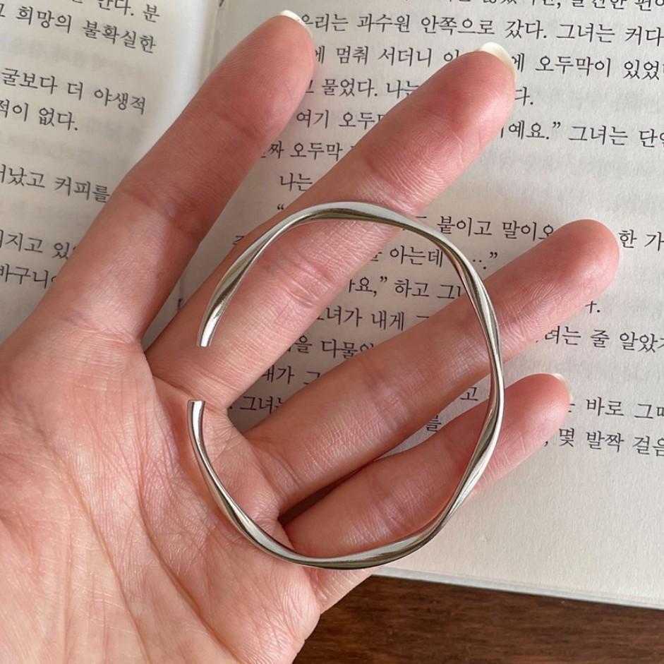 Minimalist 925 Sterling Silver Geometric Twisted Round Bracelet