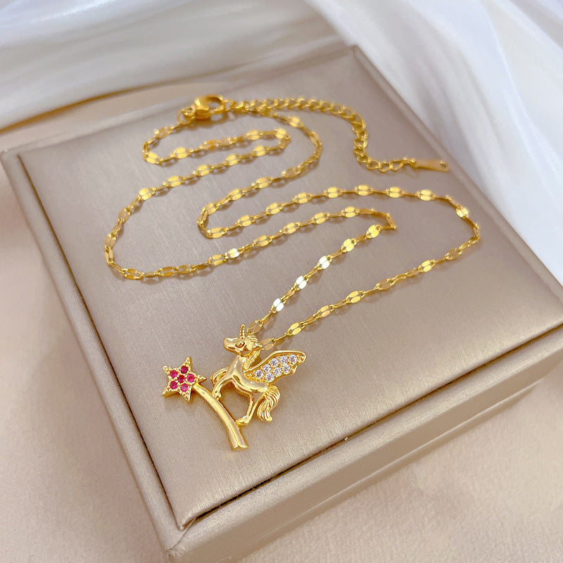 Collana con Pendente Bacchetta Magica Pegaso Geometrico in Acciaio al Titanio di Lusso per Donna con Catena in Acciaio Inossidabile Lunghezza Regolabile