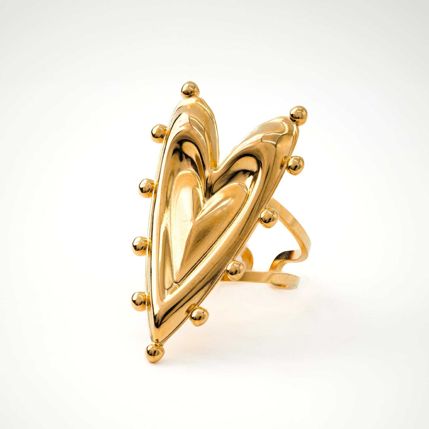 Anillo de lujo minimalista de titanio en forma de corazón con acabado chapado para mujer