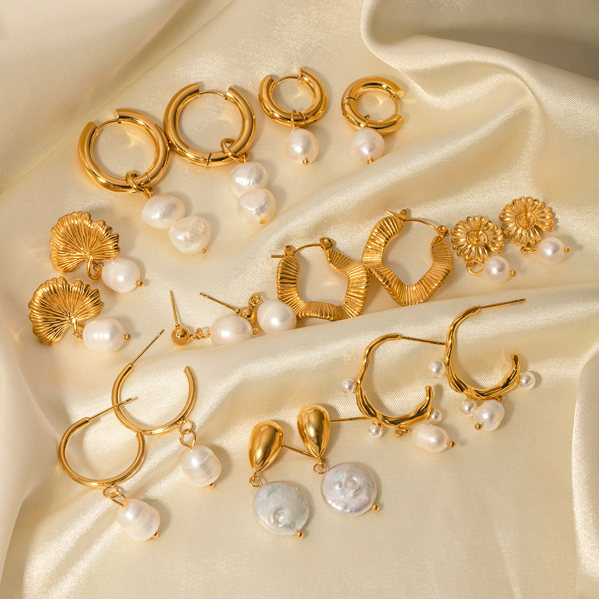 Orecchini geometrici minimalisti in acciaio inossidabile con pendente di perle d'acqua dolce per donna