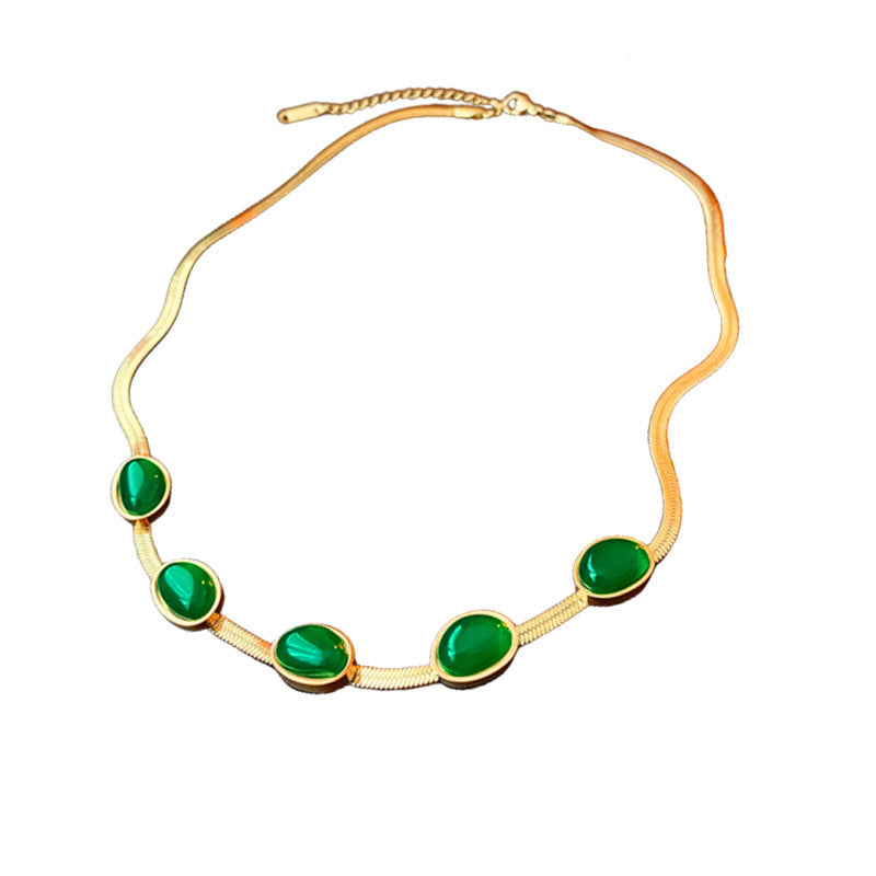 Collana in acciaio al titanio placcato a forma di lacrima in stile vintage da donna con catena a serpente e dettaglio a cuore