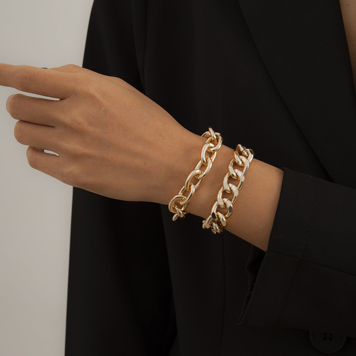 Punk Hip-hop Geometric Double Layer Thick Cuban Link Chain Plated Aluminum Alloy Bracelet Set for Women
