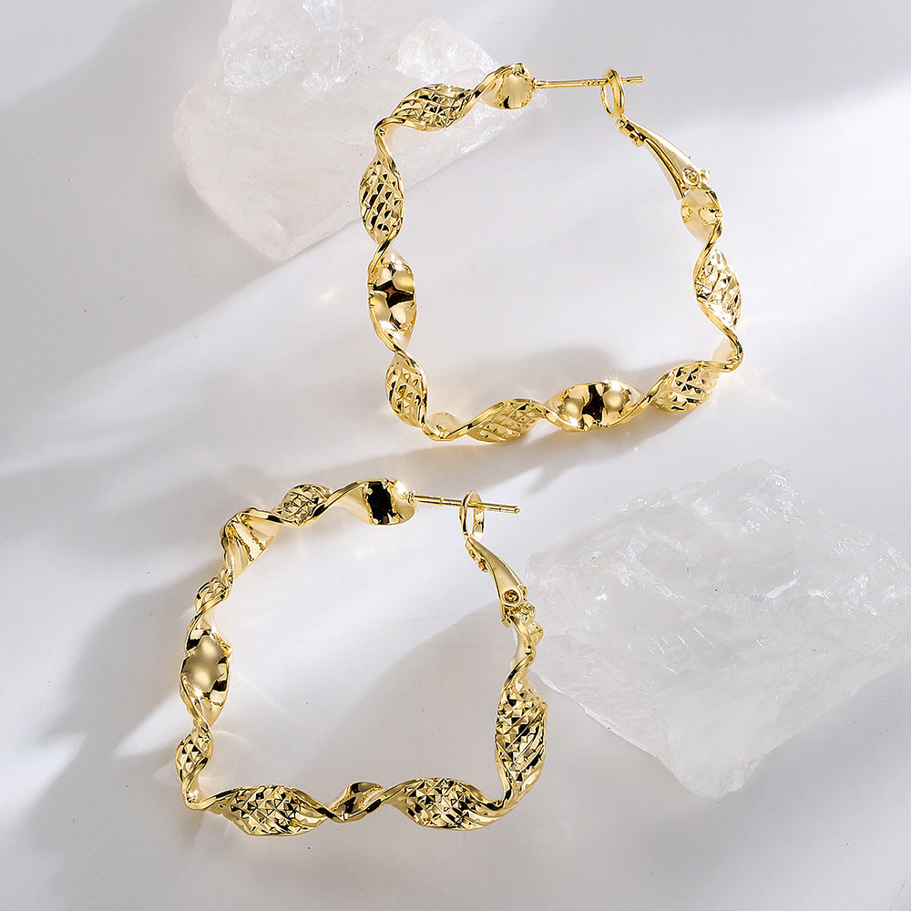 Geometric Wave Earrings for Women in Copper with 18K Gold Plating, Fashionable Minimalist Metal Style