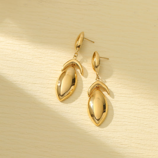 Pendientes Minimalistas de Acero de Titanio en Forma de Gota de Agua para Mujer con Acabado de Chapado al Vacío y Postes de Acero Inoxidable