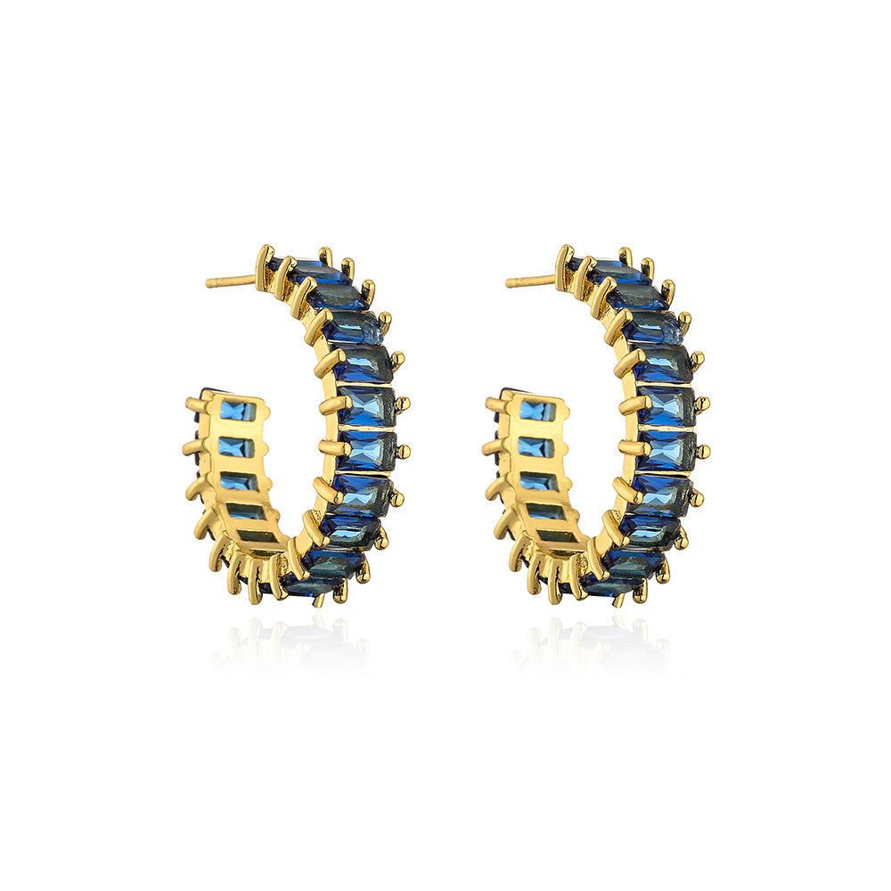 Orecchini da donna minimalisti geometrici asimmetrici in rame con zirconi e placcatura in oro 18K