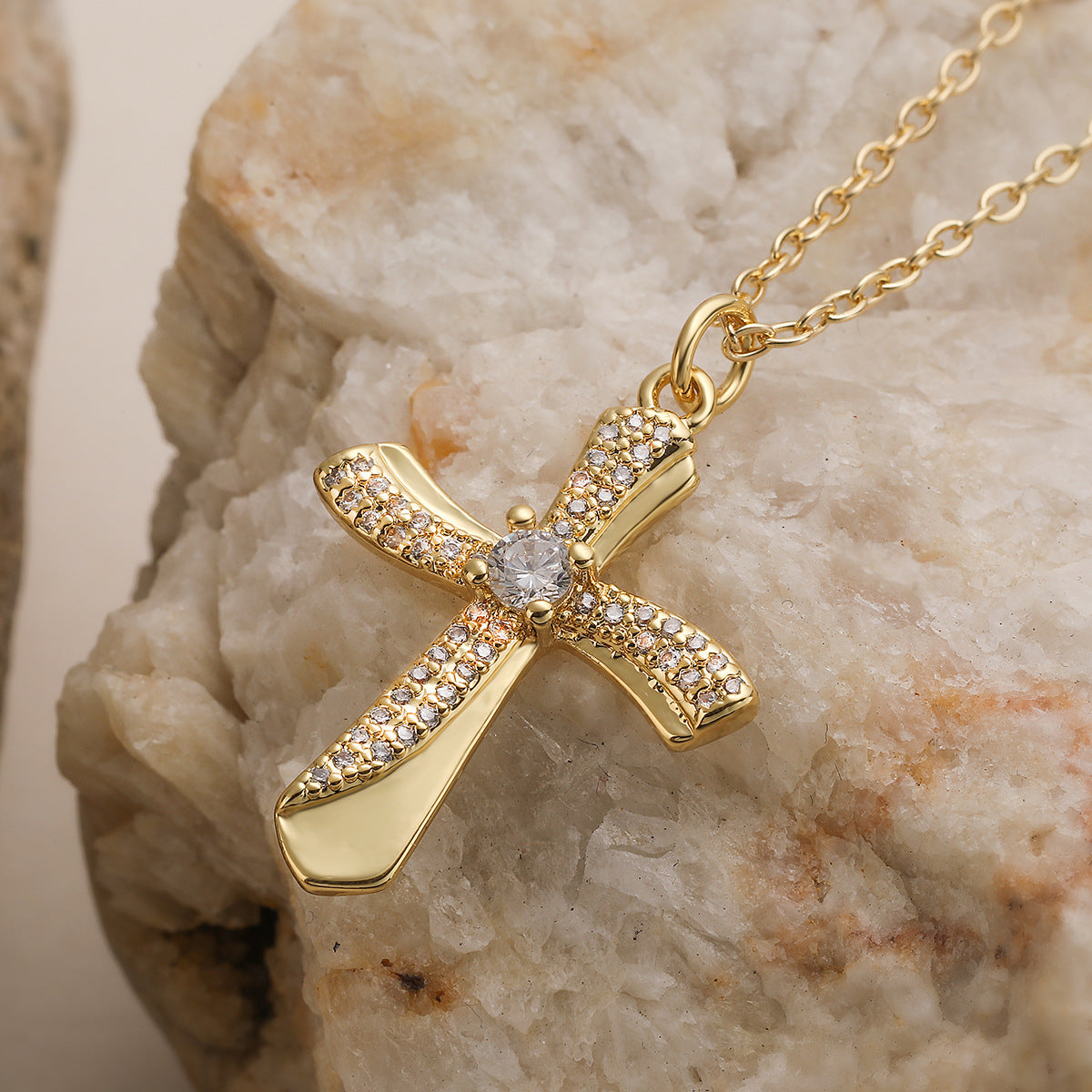 Minimalist Elegant 18K Gold Plated Brass Cross Pendant Necklace with Cubic Zirconia for Women
