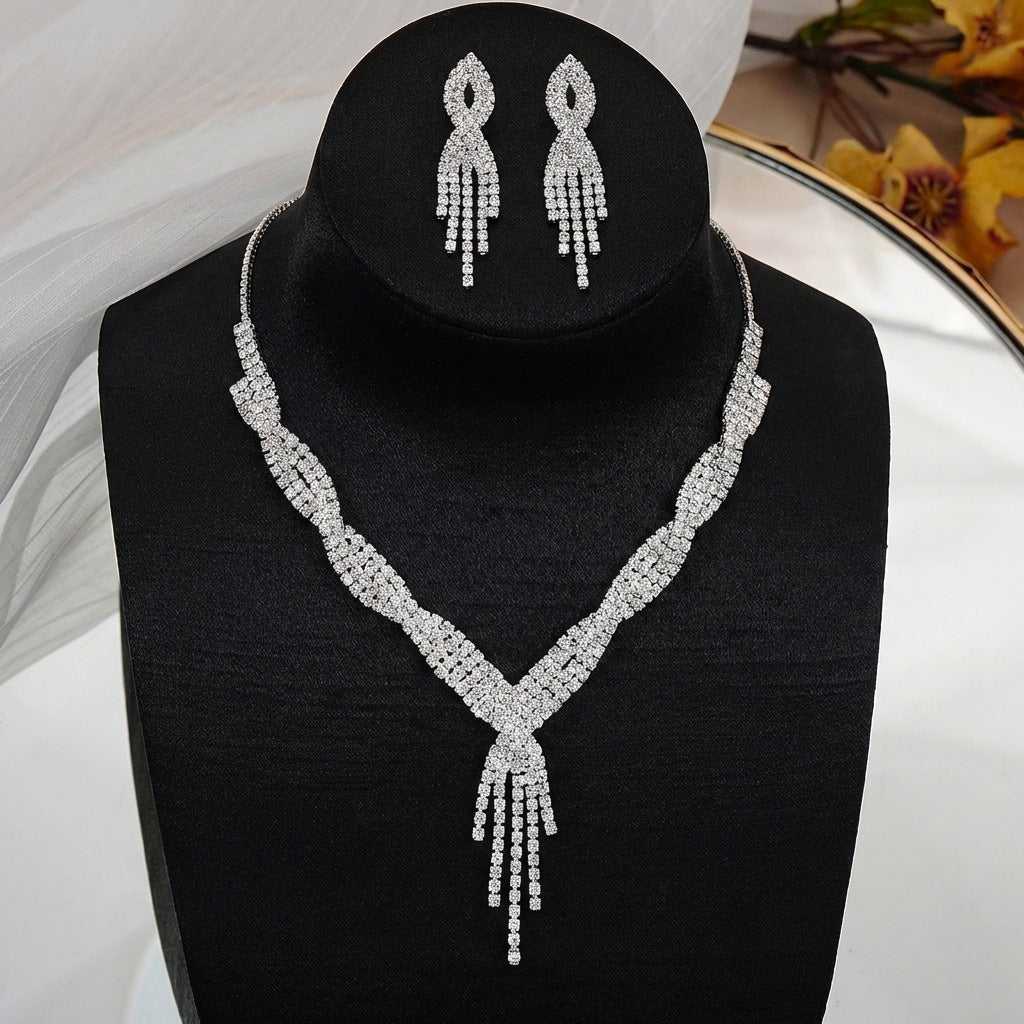 Vintage Elegant Full Rhinestone Inlaid Heart Teardrop Brass Necklace and Earring Set for Women