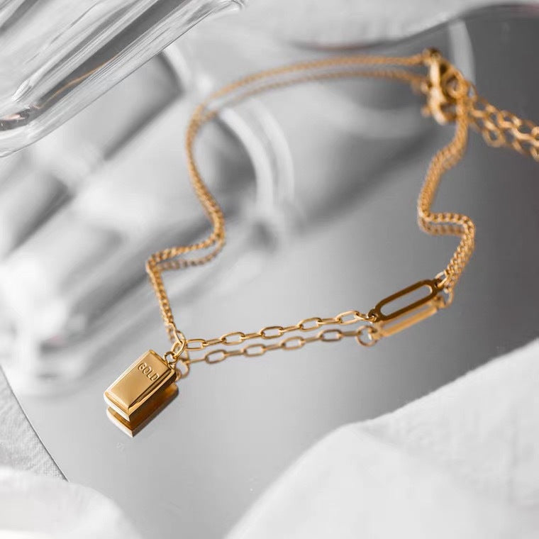 Minimalist Geometric Titanium Steel Anklet for Women with Luxe Gold-Plated Finish, Hypoallergenic and Fade-Resistant