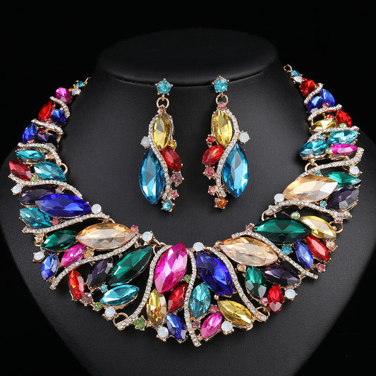 Exaggerated Geometric Style Alloy Necklace and Earrings Set with Rhinestone Inlay and Gold Plating for Wedding Formal Events