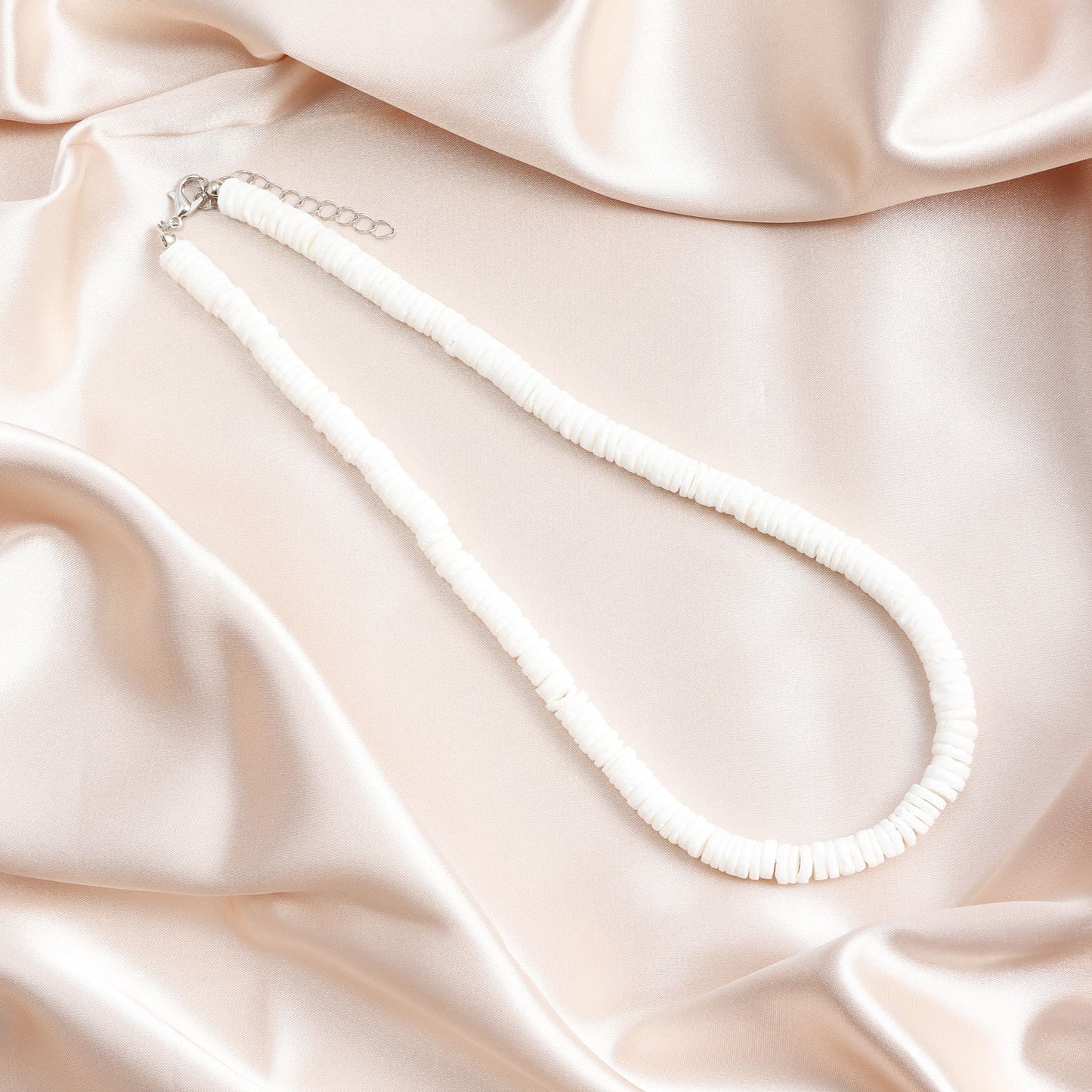 Minimalist Irregular Seashell Pendant Necklace for Women with Electroplated Finish, Beach-Inspired Clavicle Chain