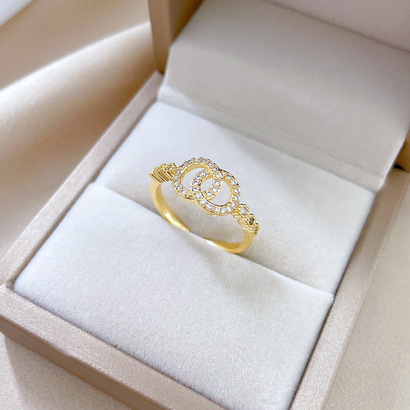 Anello da Donna Minimalista con Corona Placcata Oro in Ottone