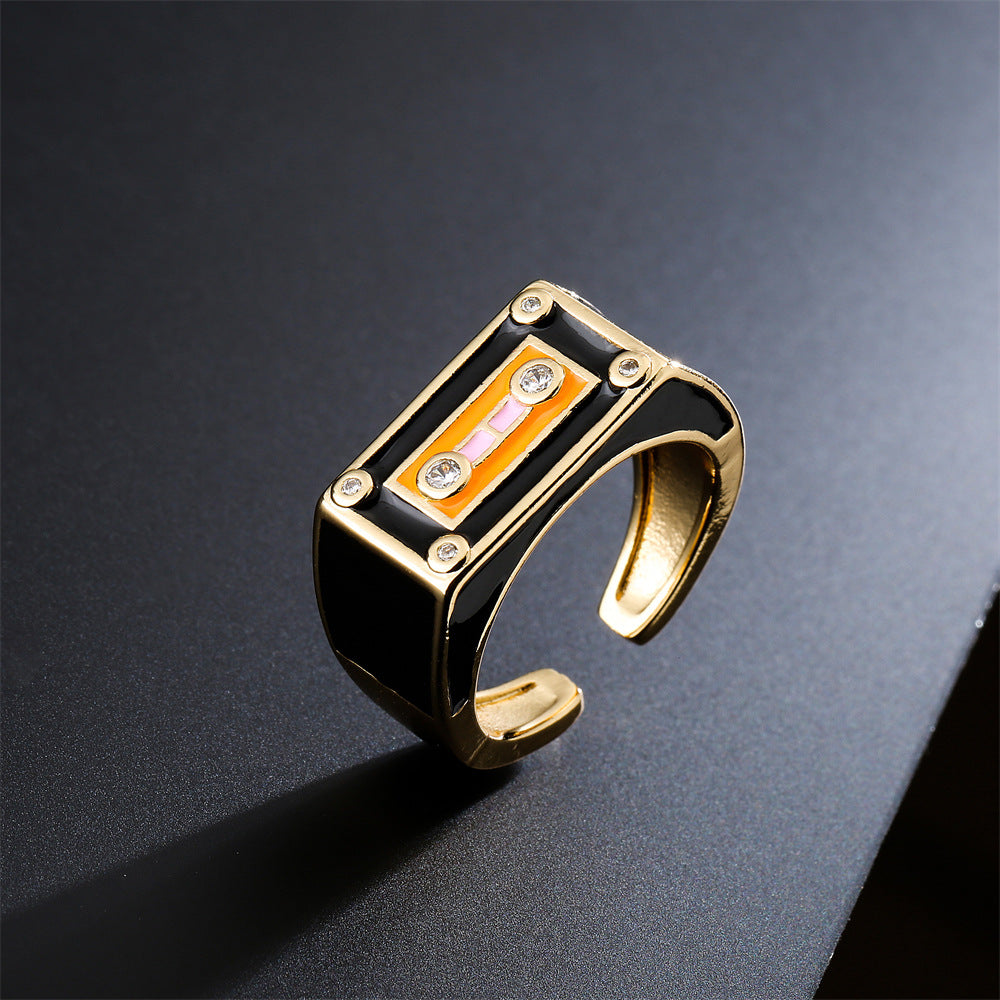 Anello aperto regolabile a forma di robot in stile punk in rame con micro incastonatura a pavé